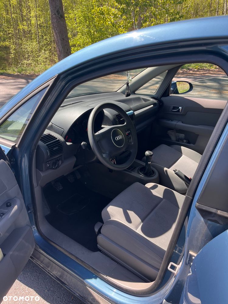 Audi A2 1.4 - 9