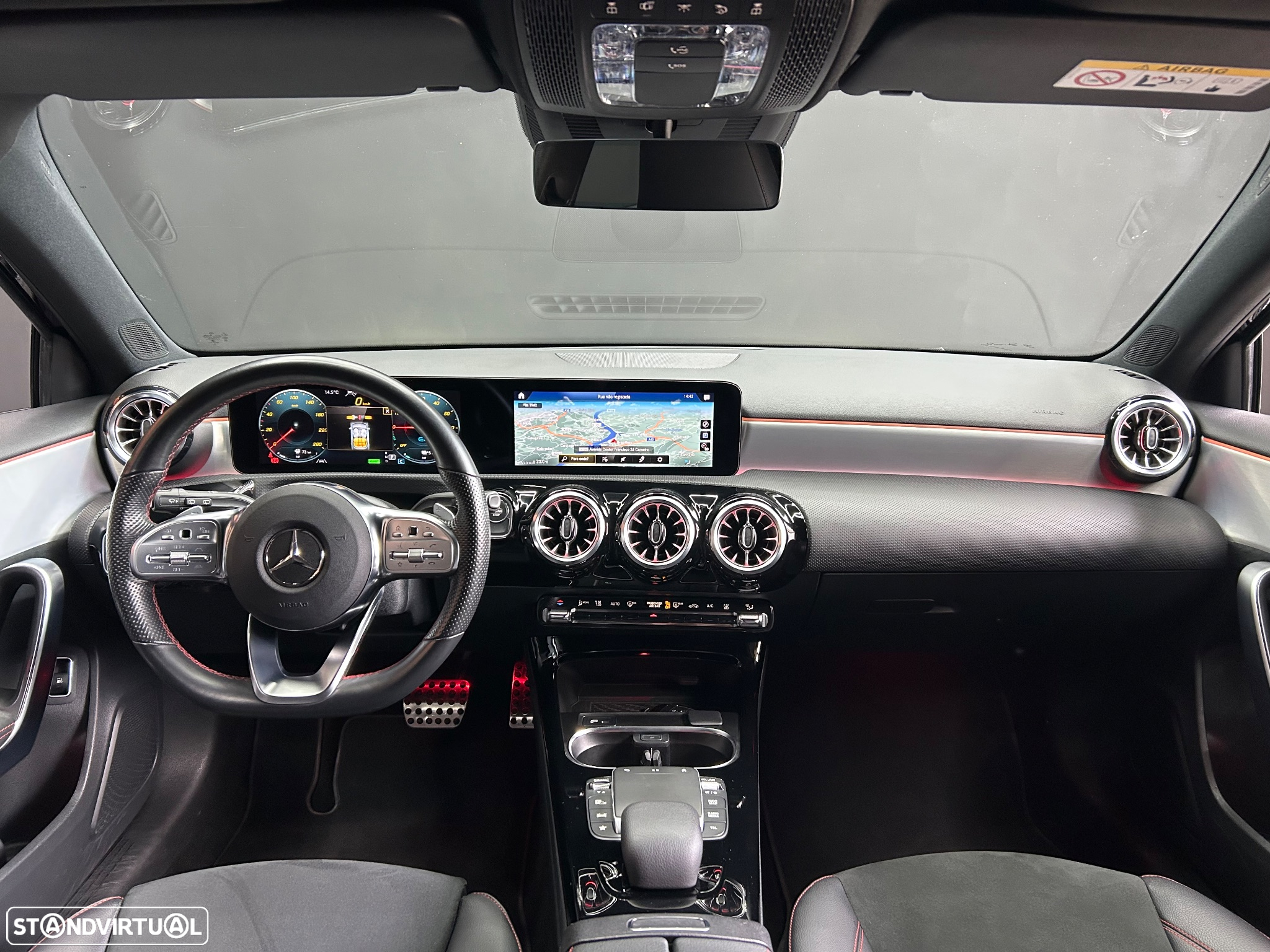 Mercedes-Benz A 250 e AMG Line - 8