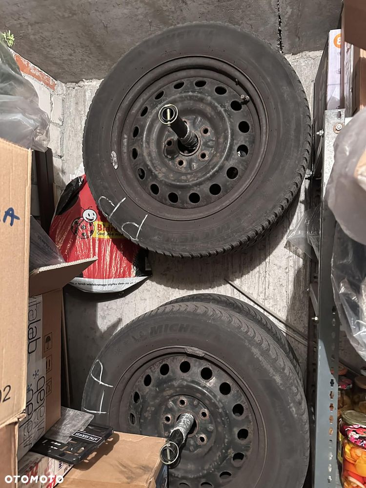 Toyota Avensis 2.0 D-4D Premium - 19