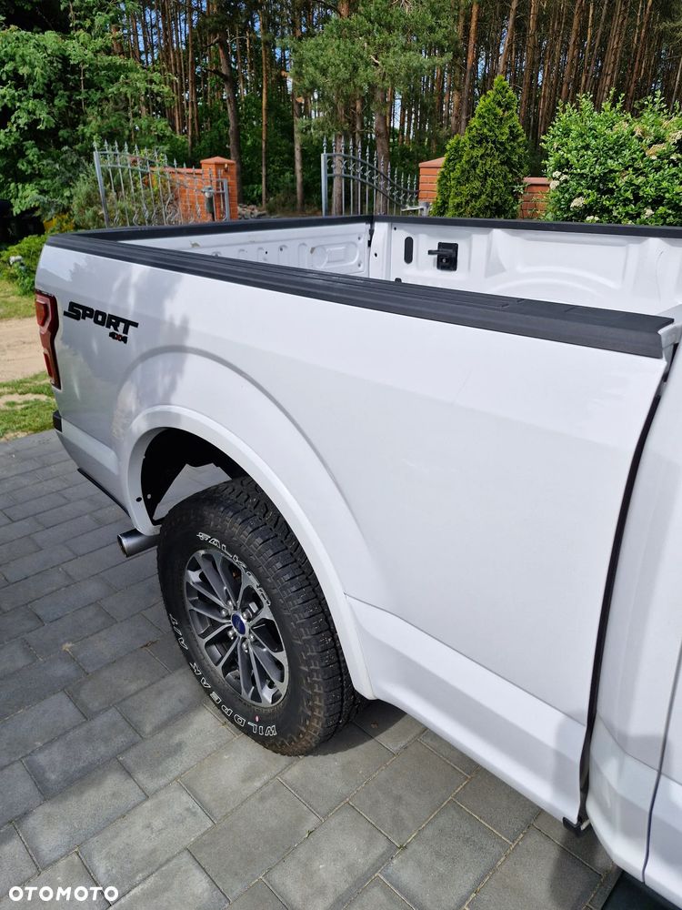 Ford F150 - 4