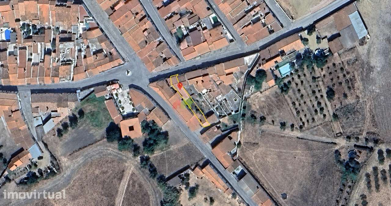Moradia Térrea T2 com Quintal no Centro de Baleizão (Beja) - Grande imagem: 2/19