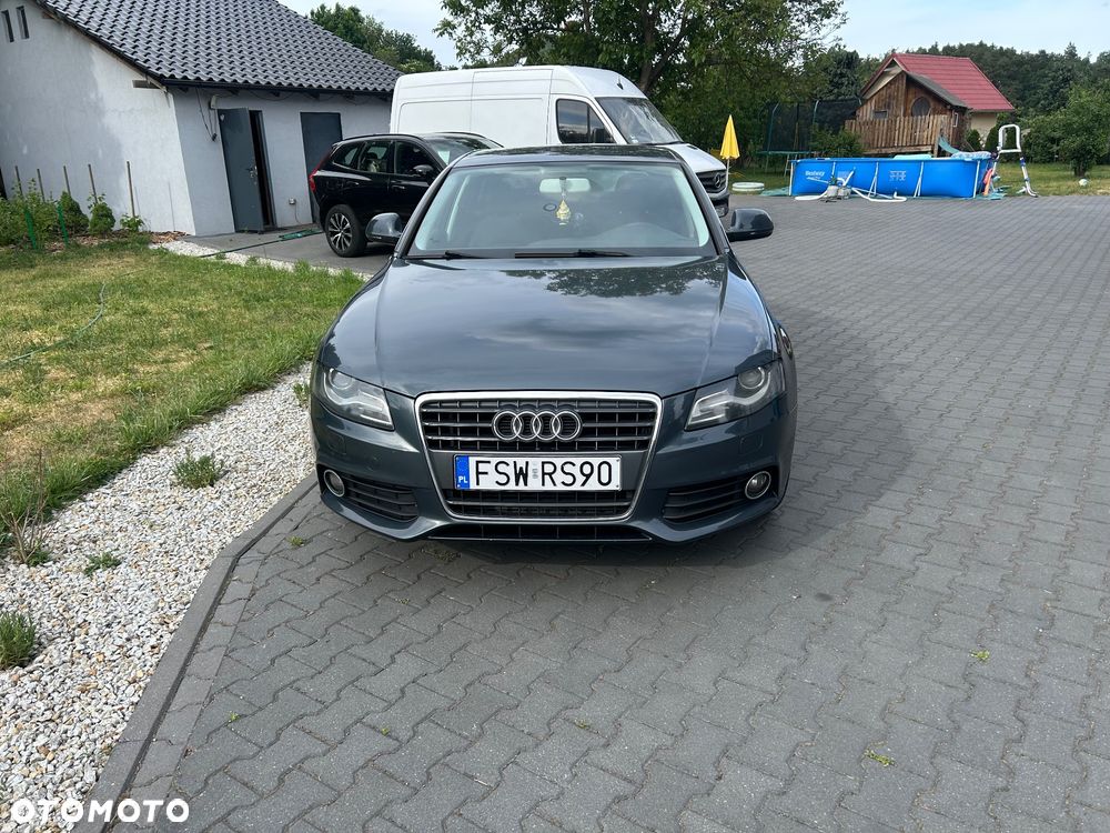 Audi A4 Limousine
