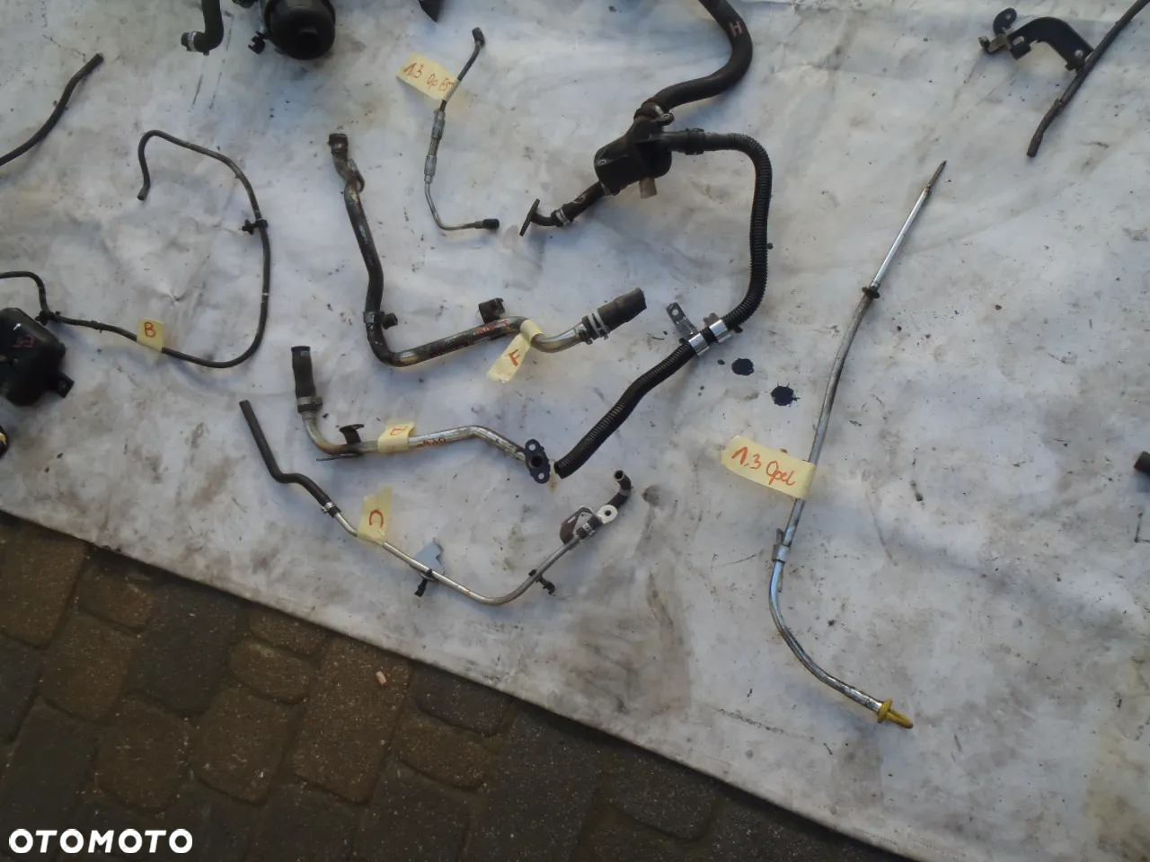 rozrusznik alternator sprężarka egr kolektor ssacy wydechowy silnik opel astra J corsa D Combo meriva B 1.3 ctdi - 39