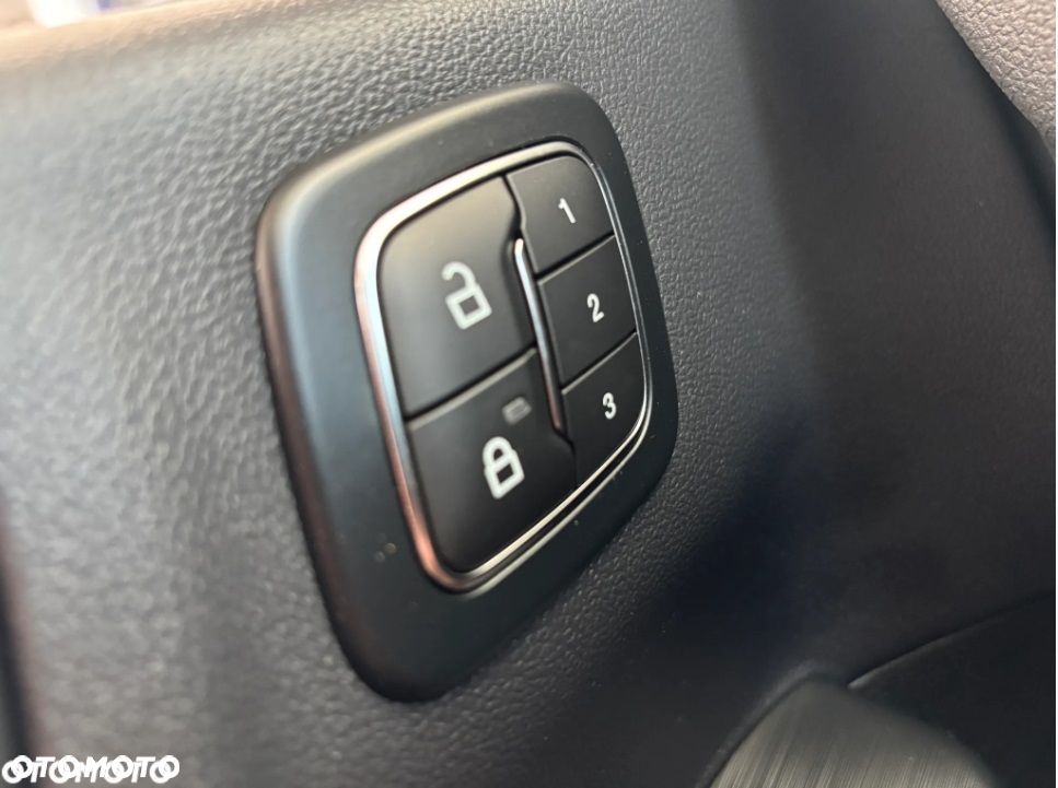 Ford Kuga 2.5 Duratec FHEV 4x4 ACTIVE X - 16