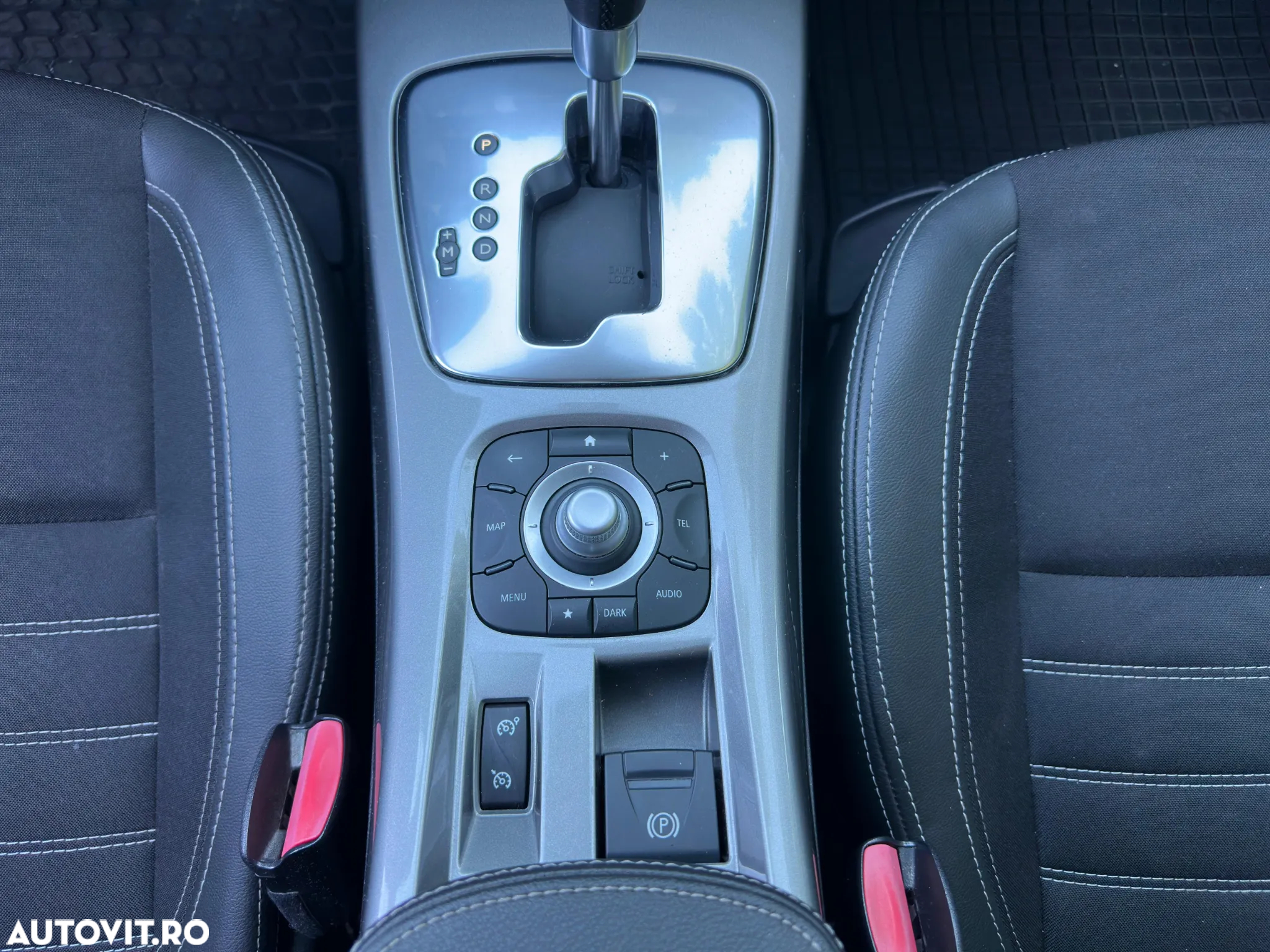 Renault Laguna Grandtour dCi 110 FAP EDC Limited - 13