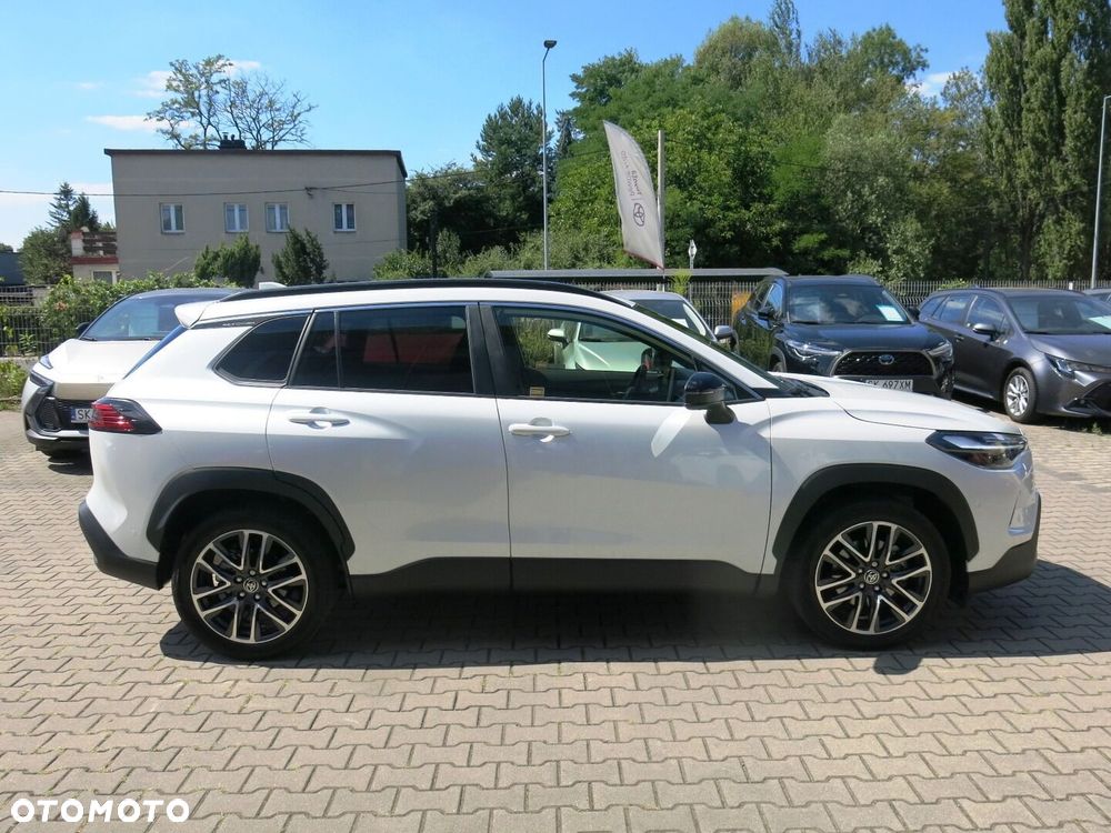 Toyota Corolla Cross 2.0 Hybrid Executive - 17