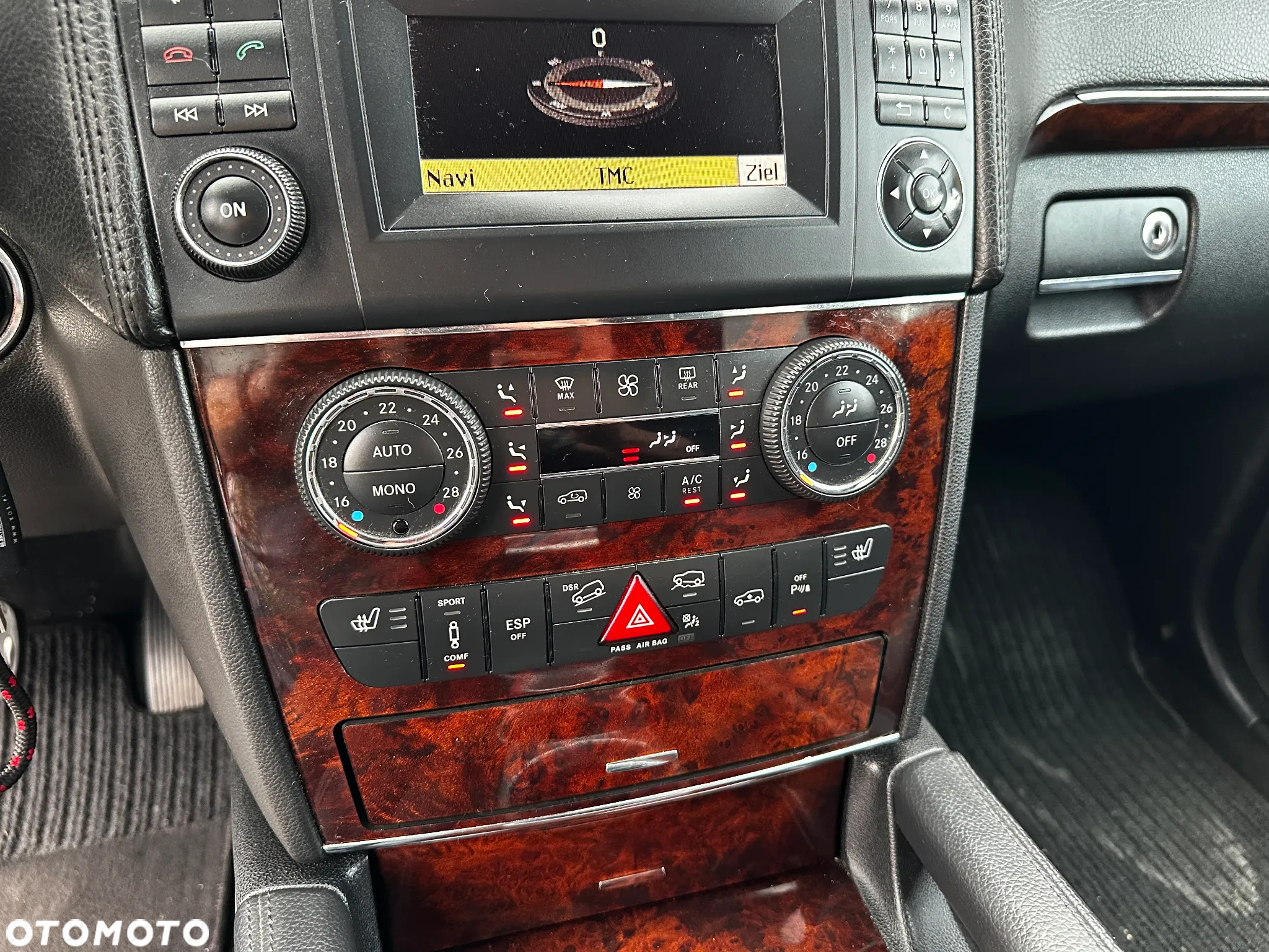 Mercedes-Benz ML - 14