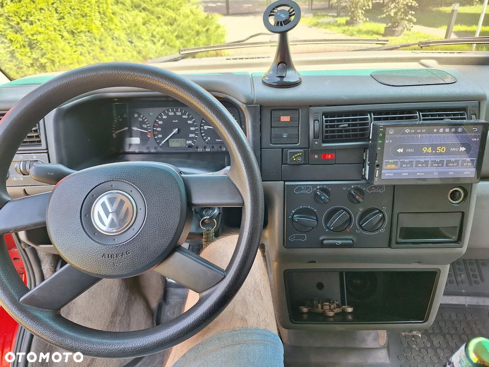 Volkswagen Caravelle CL - 15