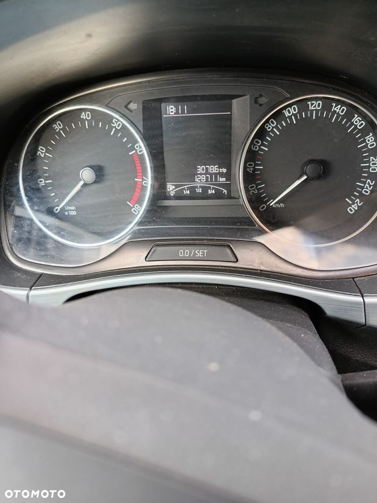 Skoda Fabia 1.2 TSI Ambition - 14