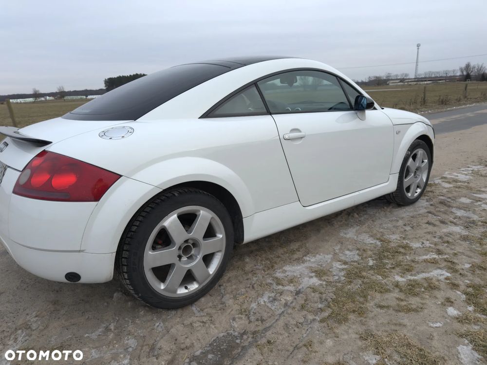 Audi TT Coupé 1.8T - 14