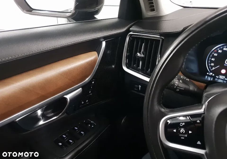 Volvo V90 D4 Inscription - 8