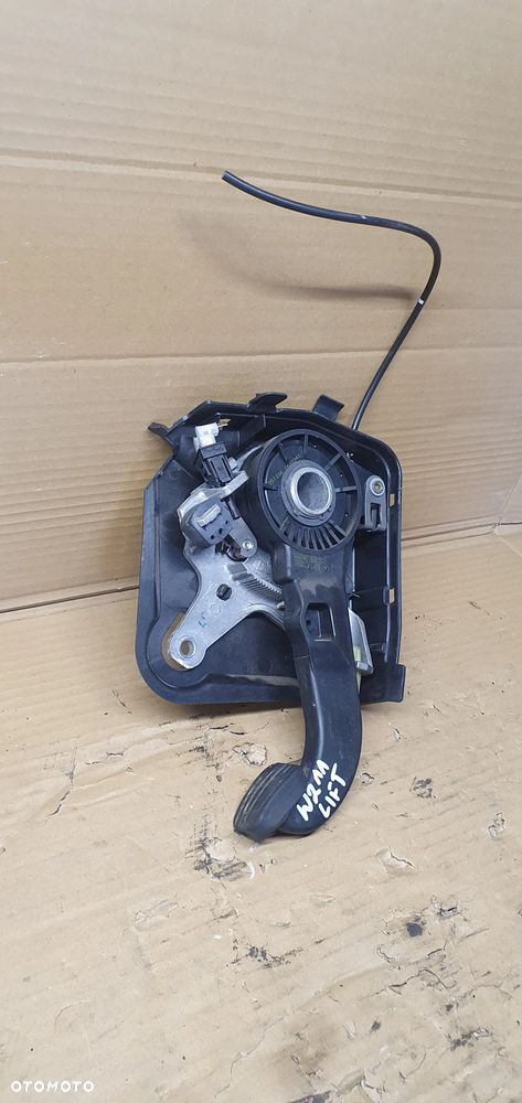 Pedał hamulca postojowego ręcznego Mercedes E-Klasa W211 203420005 A2034201684 - 3