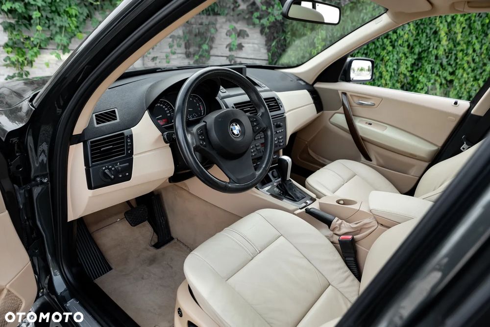 BMW X3 3.0i - 18