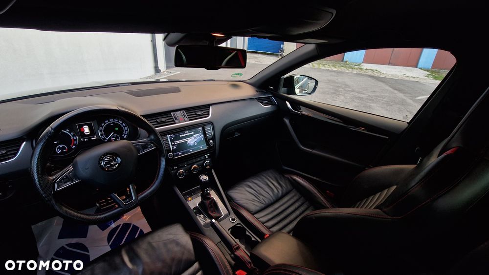 Skoda Octavia 2.0 TDI RS Challenge DSG - 24