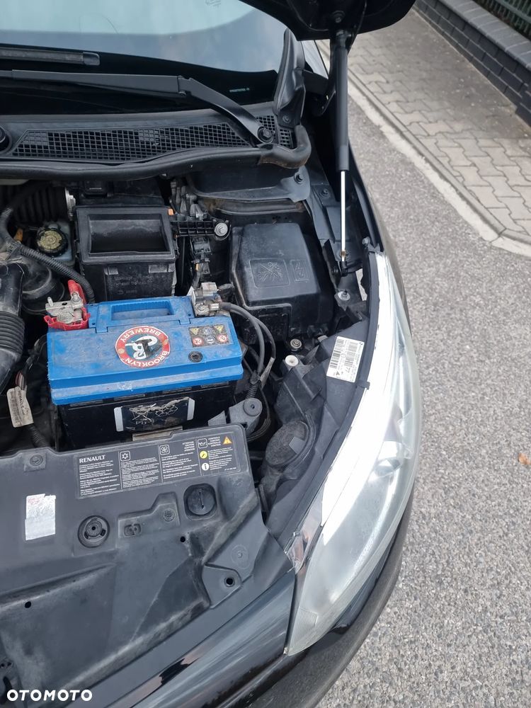 Renault Captur - 21