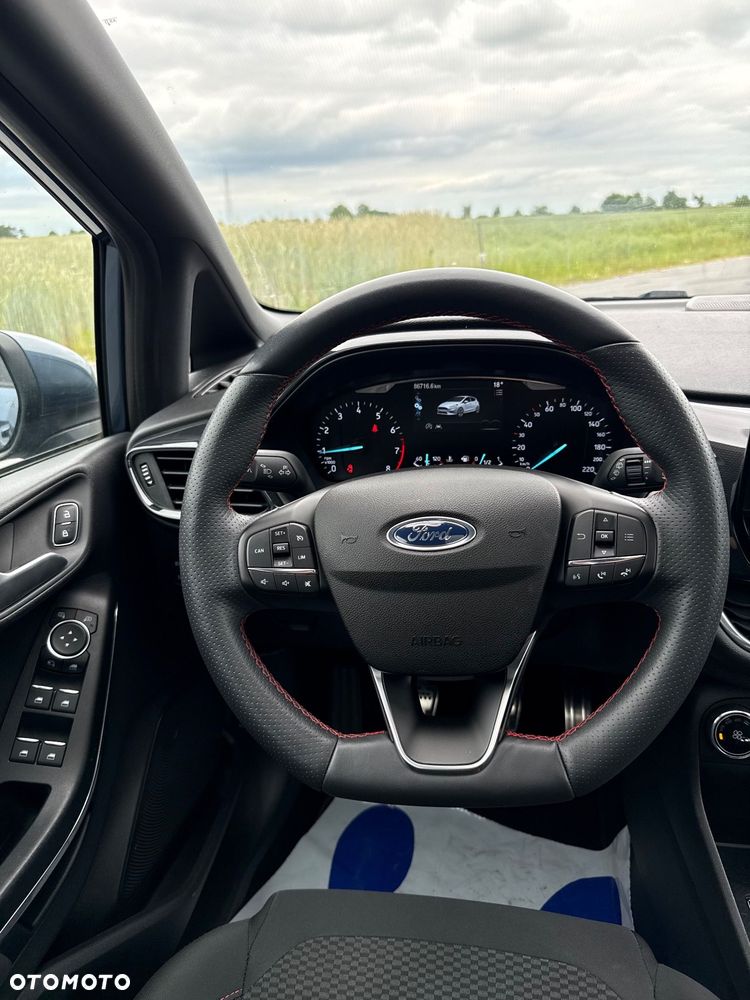 Ford Fiesta - 17