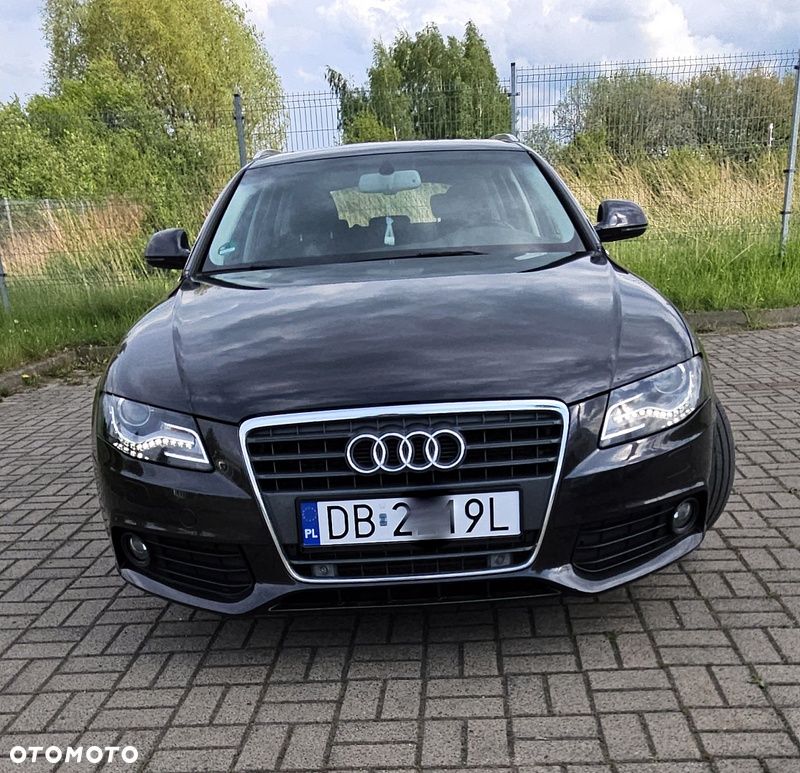 Audi A4 Avant 2.0 TDI - 19