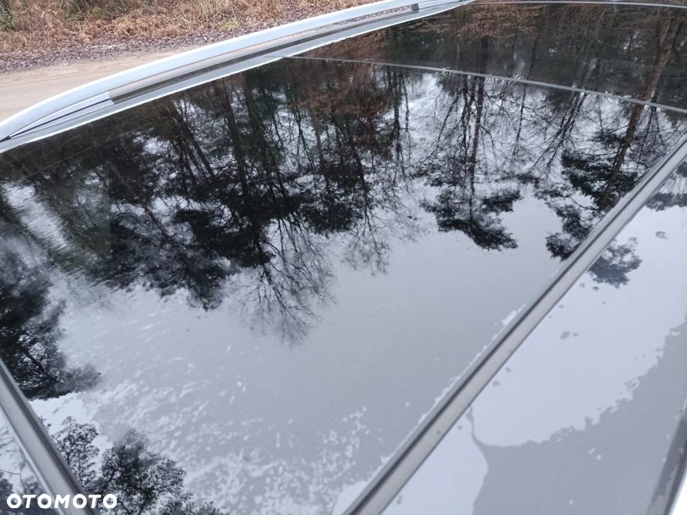 Volkswagen Tiguan 2.0 TDI SCR R-Line - 23