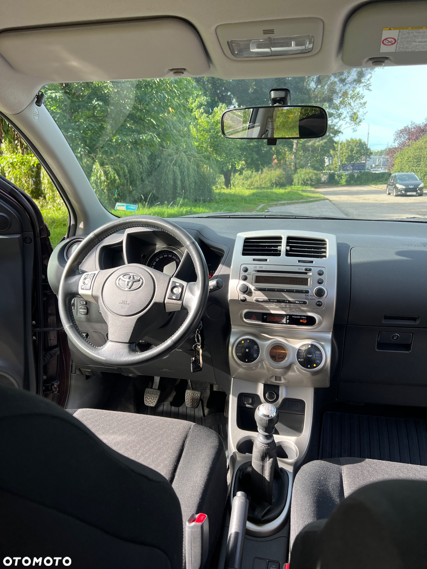 Toyota Urban Cruiser 1.33 Sol - 15