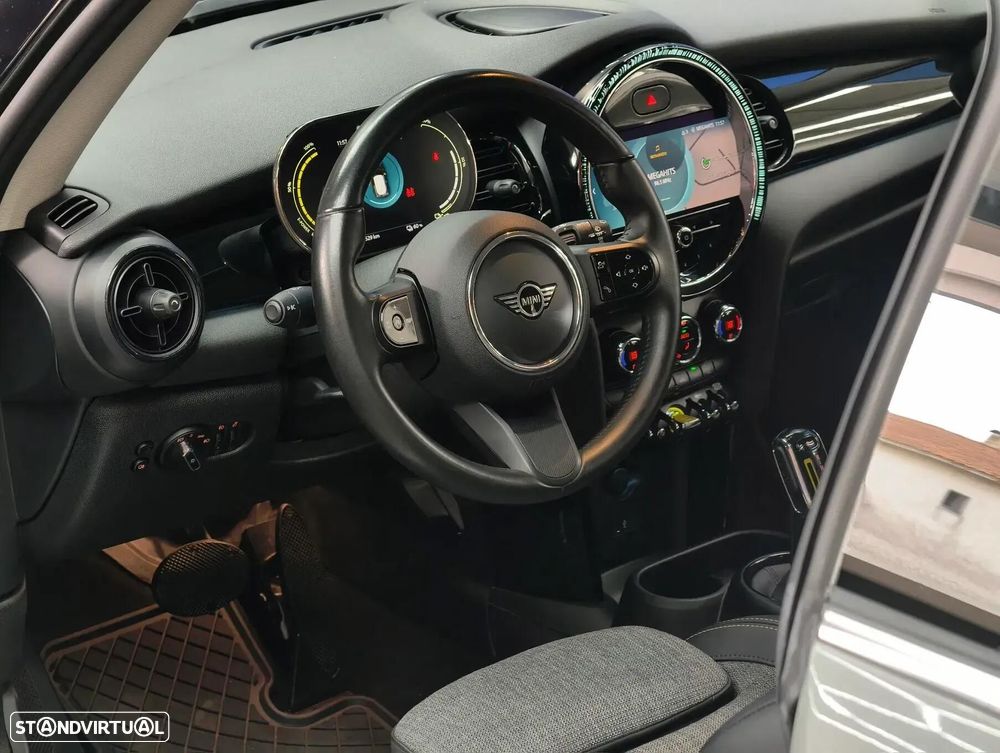 MINI 3 Portas Cooper SE - 13