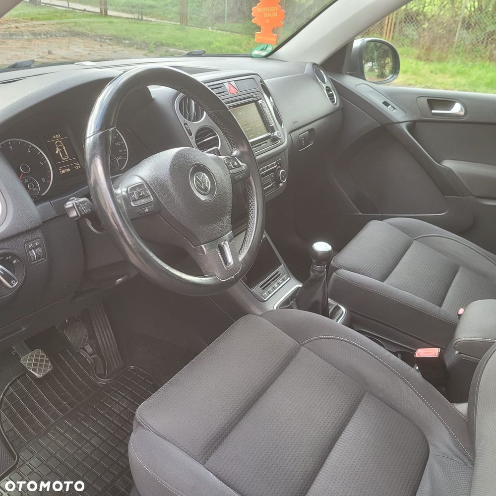 Volkswagen Tiguan - 16