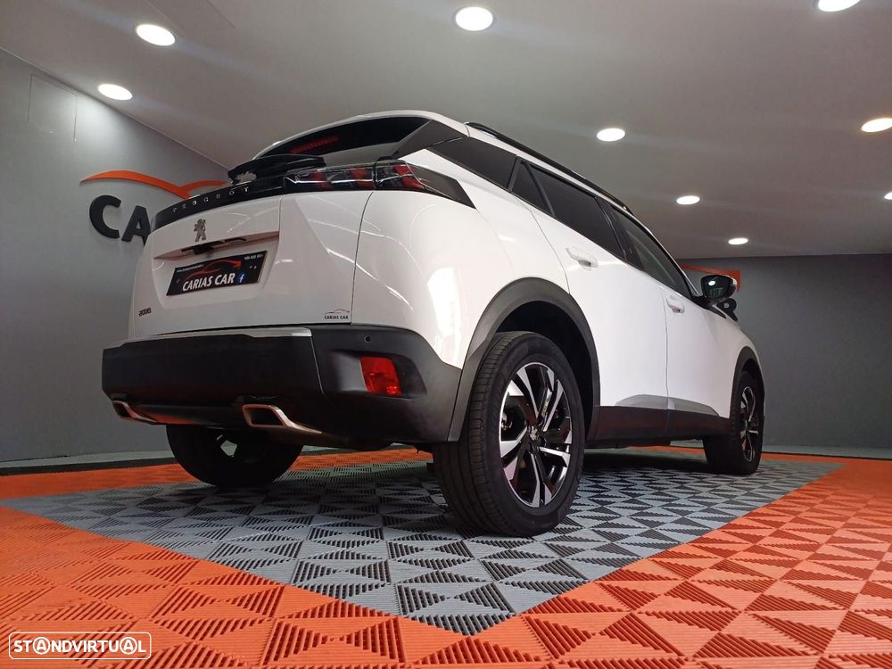 Peugeot 2008 1.2 PureTech Allure EAT8 - 8