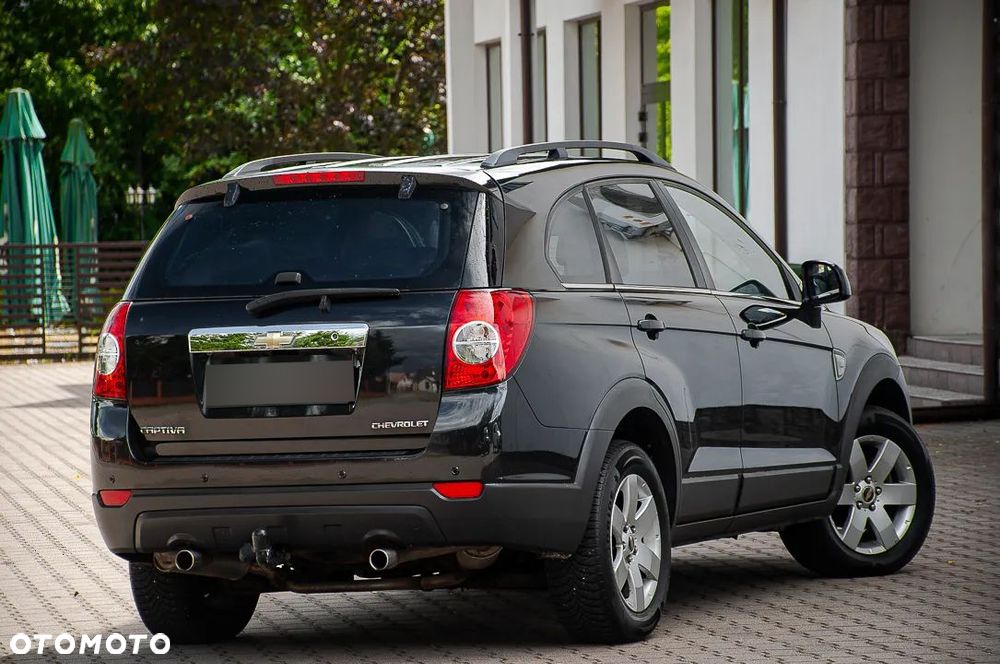 Chevrolet Captiva 2.4 2WD 7 Sitzer LS - 9