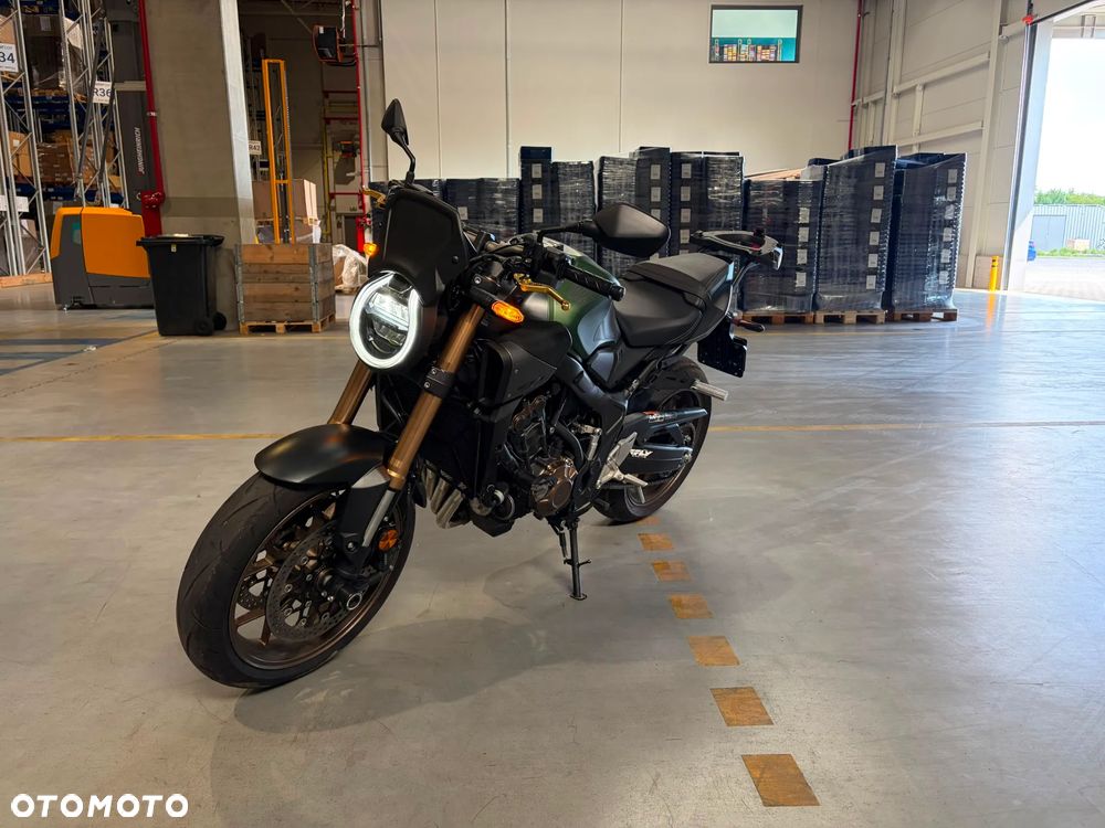 Honda CB - 4