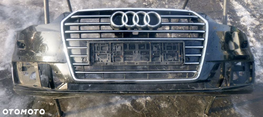 Audi A6 C7 Zderzak Przód 4G0807437T