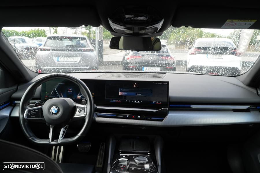 BMW 520 d Pack Desportivo M Auto - 11