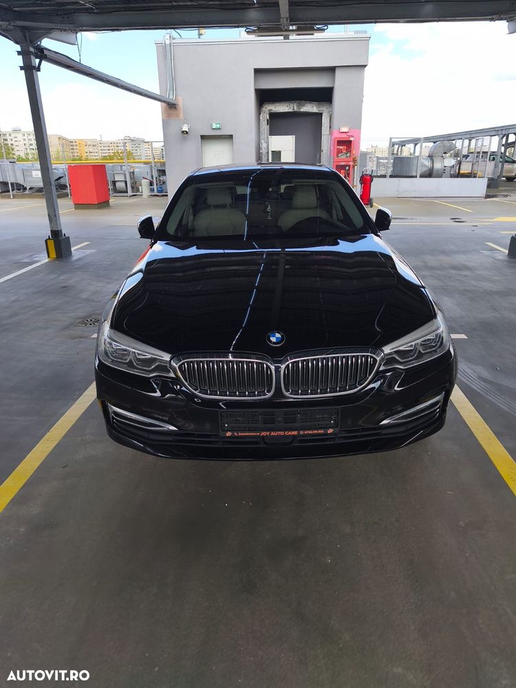 BMW Seria 5 520d Aut. Luxury Line - 2