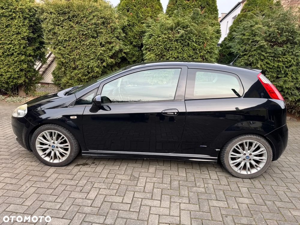 Fiat Grande Punto - 6