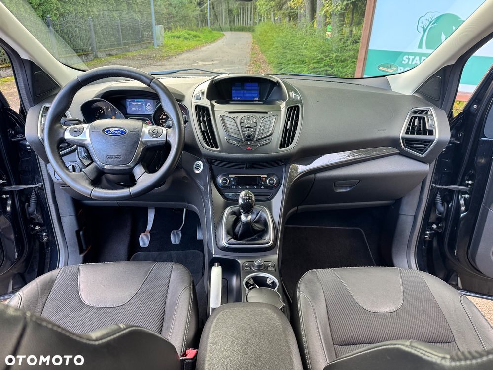 Ford Kuga 2.0 TDCi 4x4 Titanium - 22