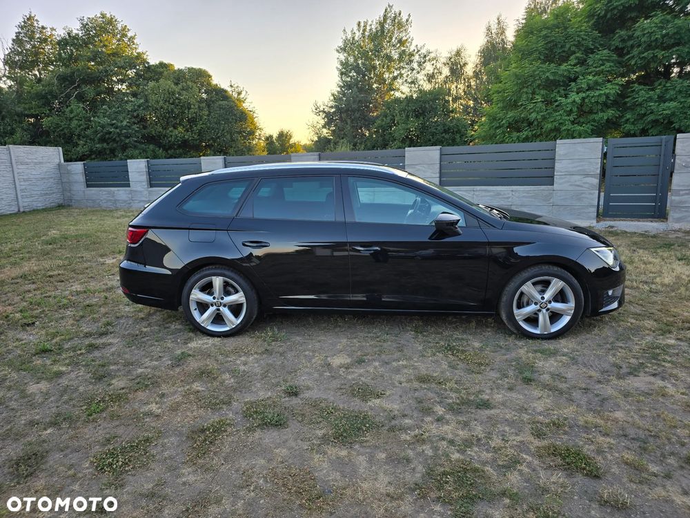 Seat Leon 2.0 TDI DPF Start&Stop DSG FR - 22