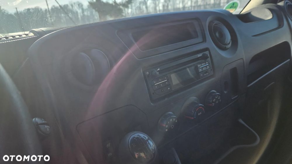 Renault Master - 11