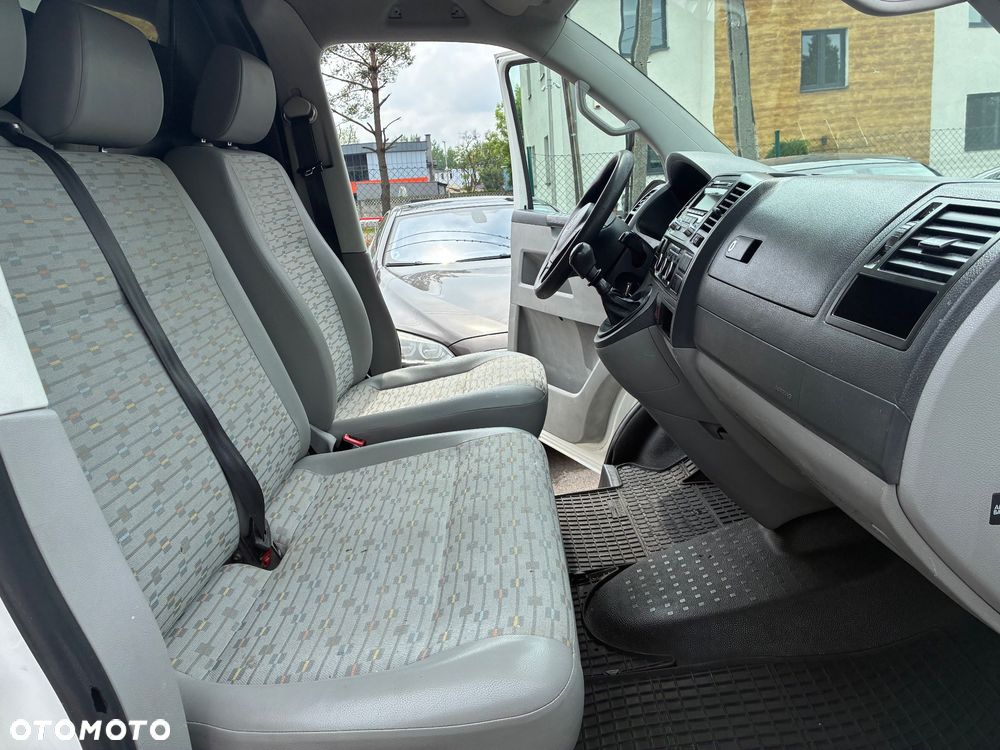 Volkswagen TRANSPORTER T5 - 15