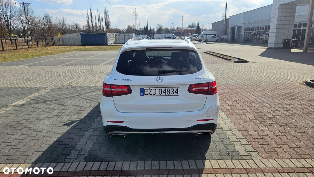 Mercedes-Benz GLC - 2