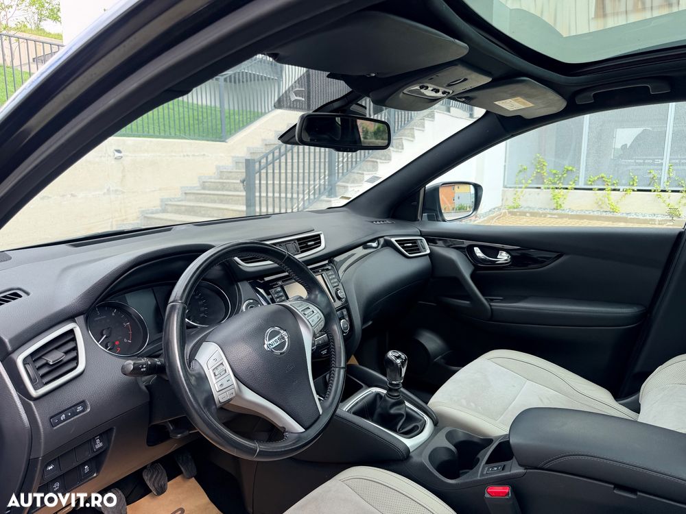Nissan Qashqai 1.6 DCI Start/Stop 4X4-i Tekna - 12