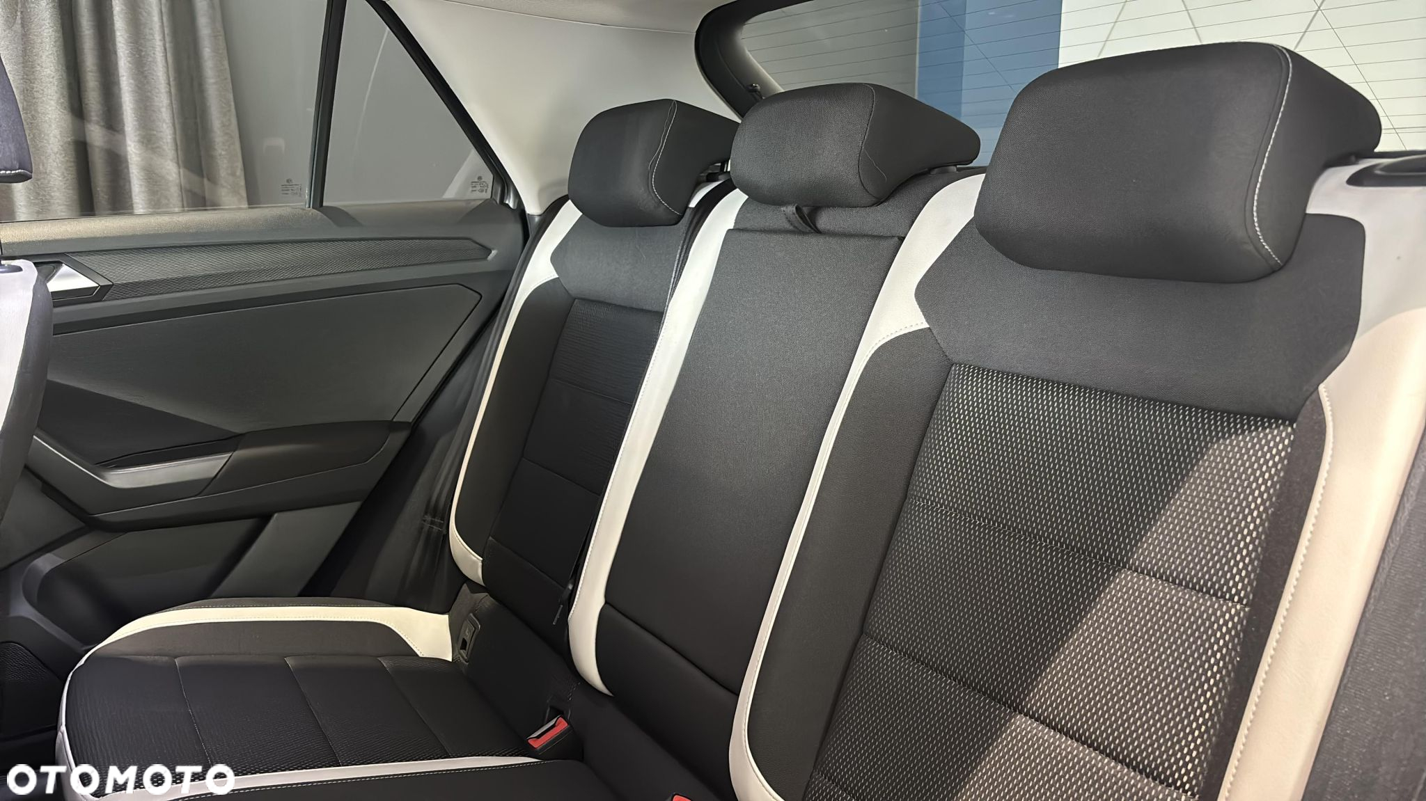 Volkswagen T-Roc 1.5 TSI GPF ACT Premium DSG - 16