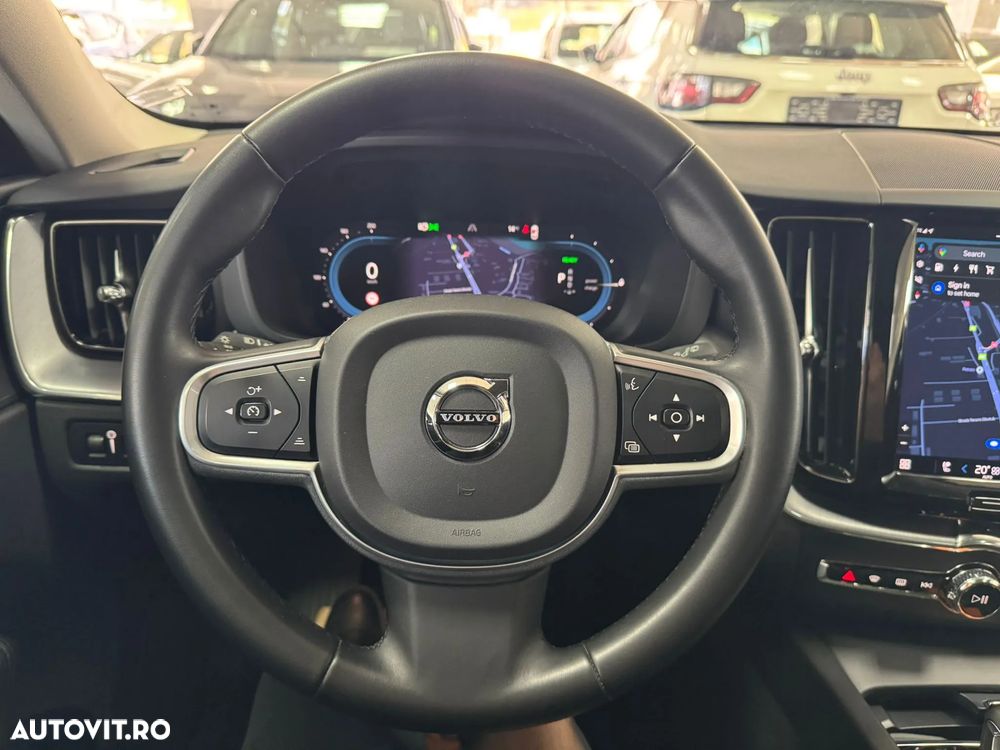 Volvo XC 60 T6 AWD Recharge Geartronic Inscription Expression - 22