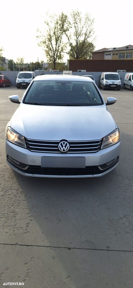 Volkswagen Passat 1.6 TDI BlueMotion - 13