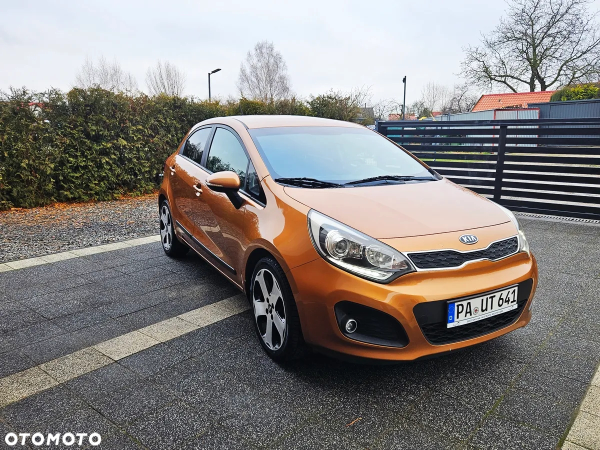 Kia Rio - 17