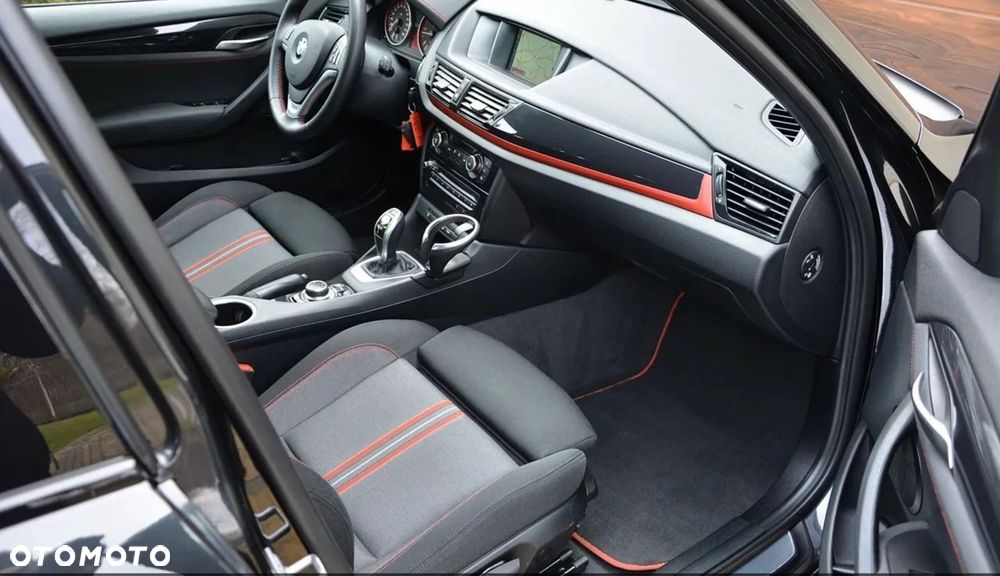 BMW X1 sDrive18d Sport Line - 20