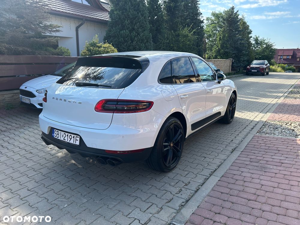 Porsche Macan - 4