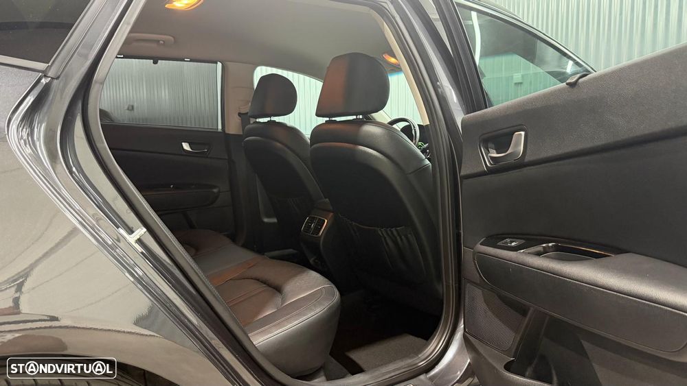 Kia Optima SW 2.0 CVVT PHEV - 25