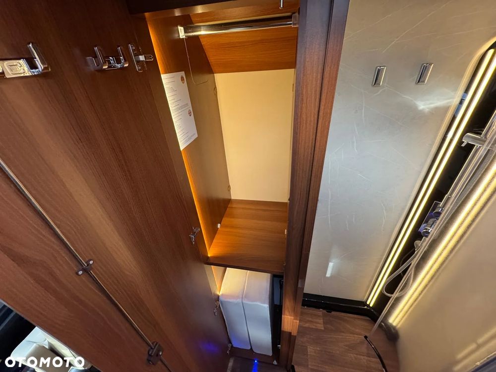 Carthago Liner for Two Iveco I 53L - 24