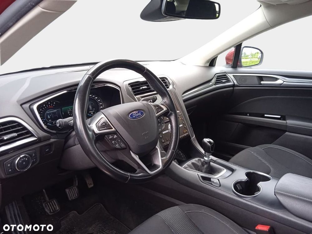 Ford Mondeo 2.0 EcoBlue Titanium - 14
