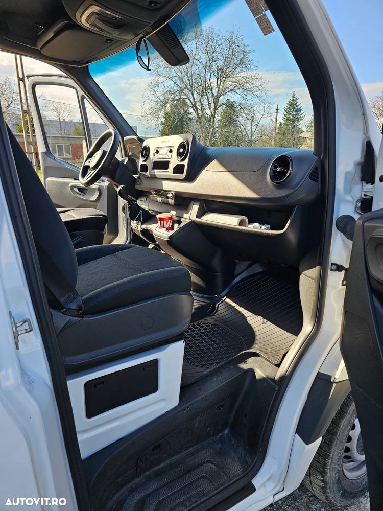 Mercedes-Benz Sprinter - 8