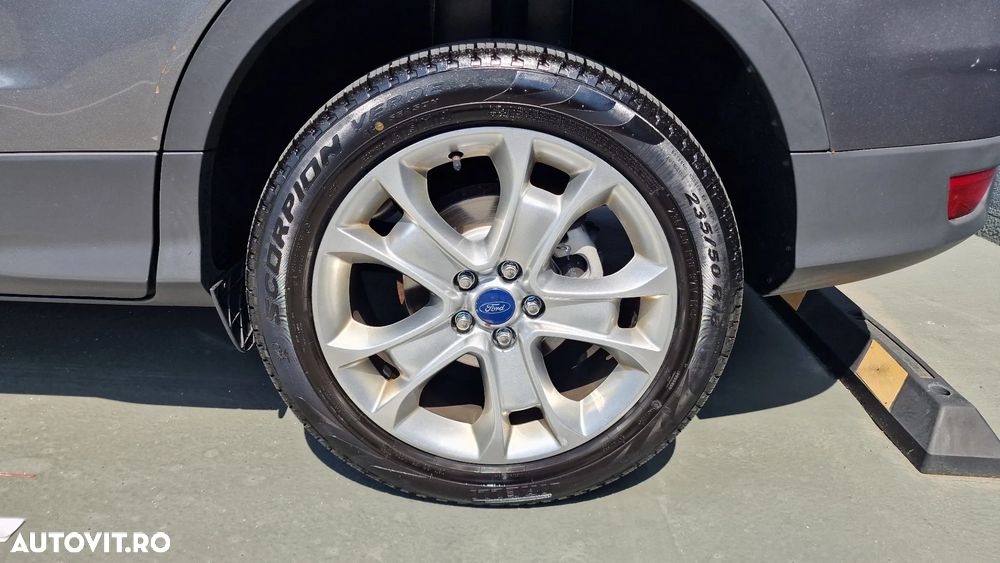 Ford Kuga 1.6 EcoBoost 4x4 Aut. Titanium - 21