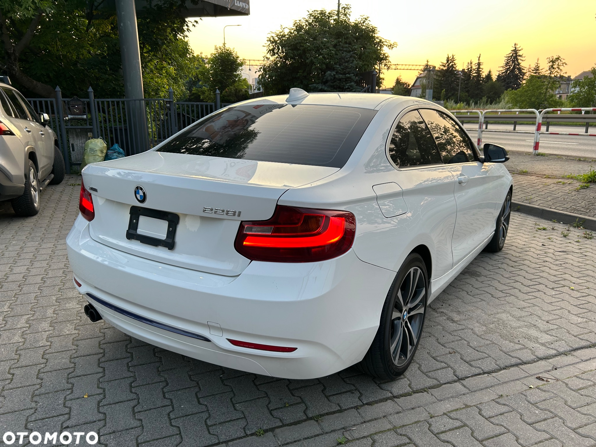 BMW Seria 2 228i Coupe Sport Line - 6